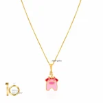 آویز طلا کودک طرح لباس نوزادی دخترانه