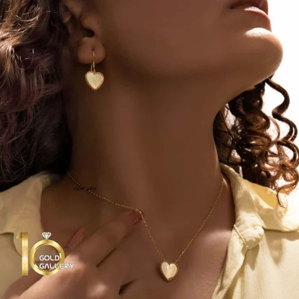 -گوشواره-و-گردنبند-طلا