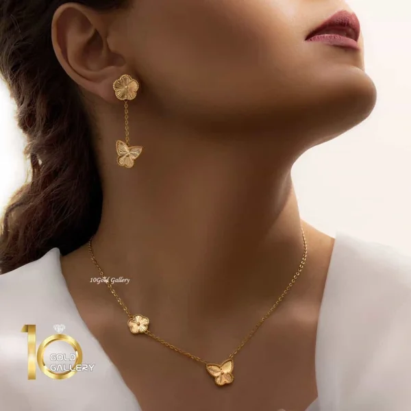 گردنبند طلا طرح گل و پروانه