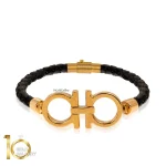 دستبند-چرم-با-پلاک-طلا-طرح-فراگامو