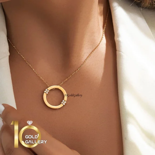 گردنبند-طلا-طرح-روبرتو-کوین