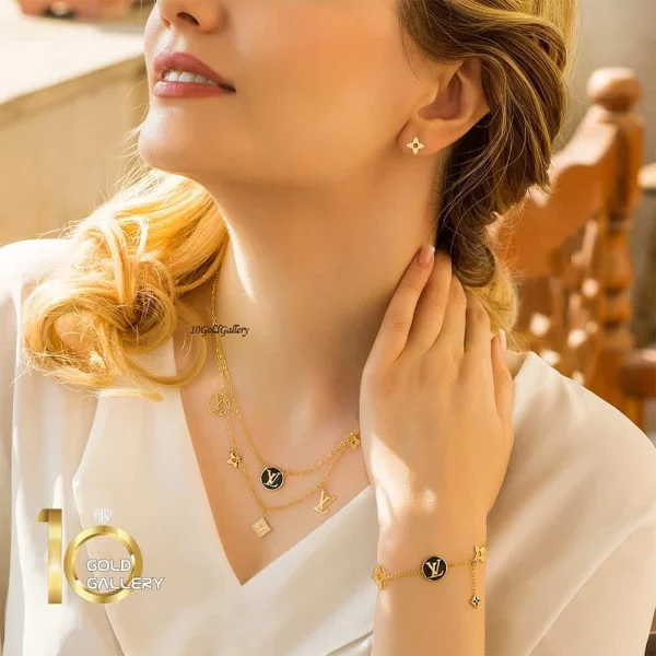 گردنبند دولایه طلا طرح لویی ویتون