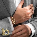 دستبند چرم مردانه با پلاک طلا طرح فرد (سایز بزرگ)