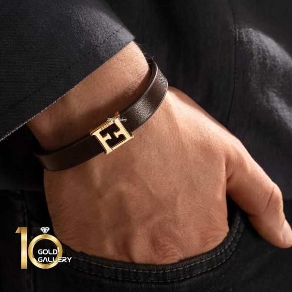 دستبند چرم با پلاک طلا طرح فندی کد MB150