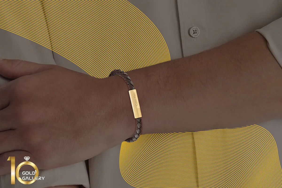 تاثیر مواد شیمایی بر دستبند چرم و طلا